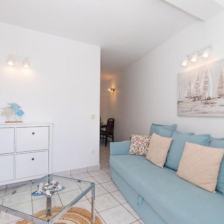 Apartment Laura Punat Buitenkant foto